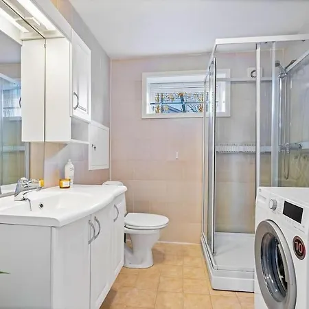 아파트 Cosy With Everything You Need